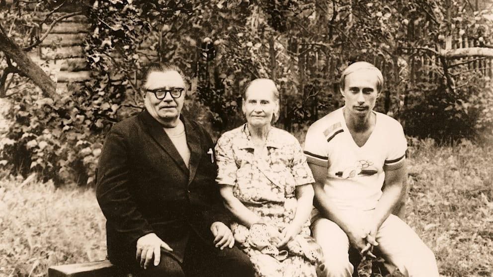 Putin’s future parents — mother Maria Ivanovna and father Vladimir Spiridonovich Putin’s future parents — mother Maria Ivanovna and father Vladimir Spiridonovich