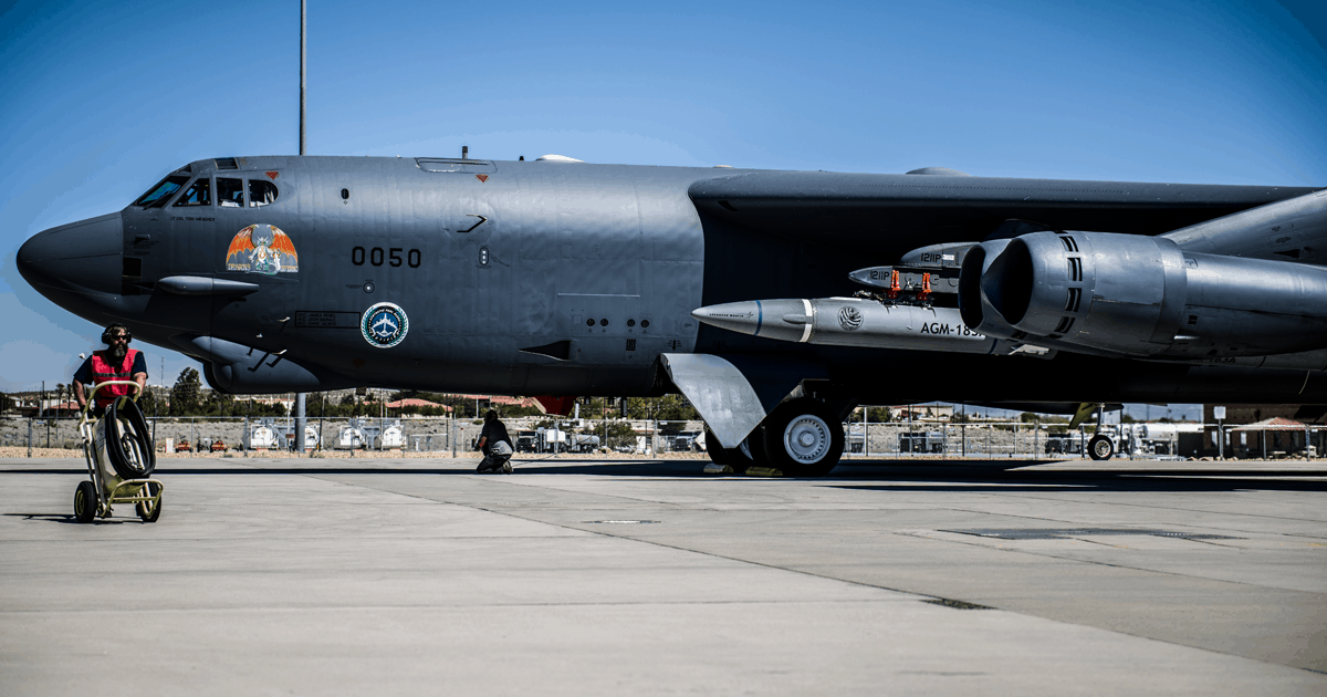 Test AGM-183A ARRW on B-52H