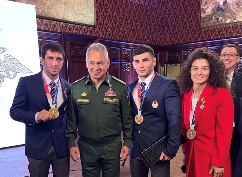 Russian CSKA athletes are extremely close to the Russian Ministry of Defense