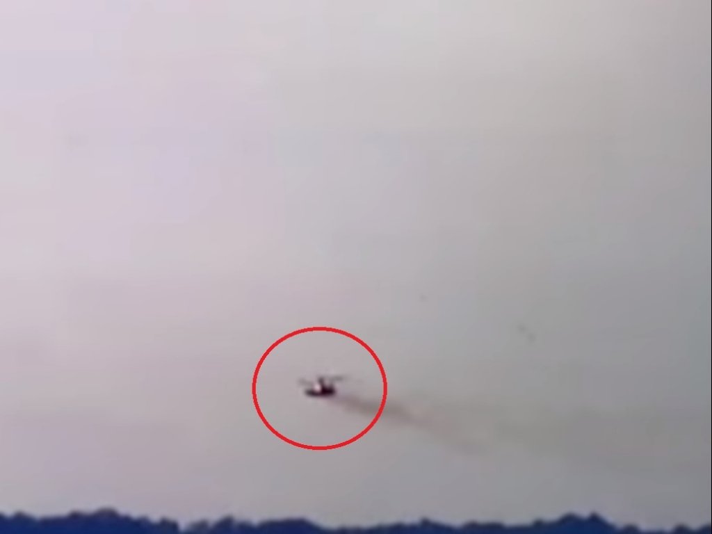 A Russian helicopter was hit in Donetsk region, August 2022. 