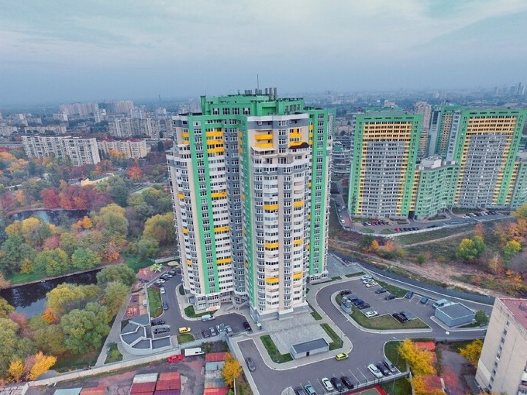 Kyiv High-Rise Left Without Heating and Hot Water as Kovalska 