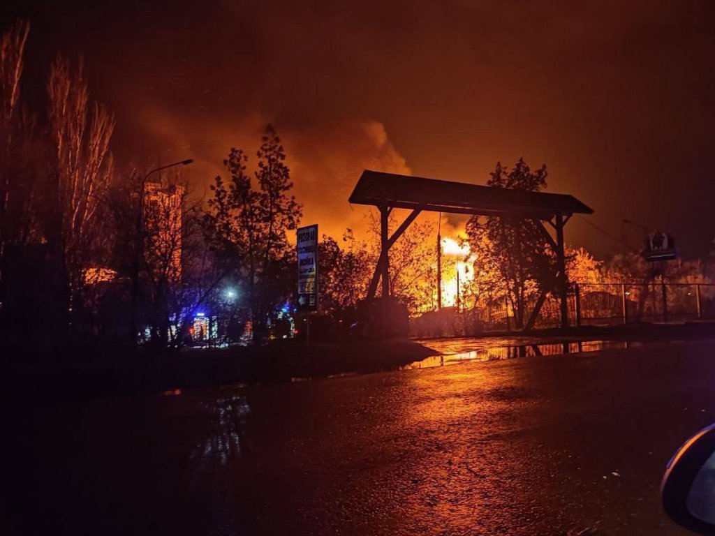 Photo from the fire scene in Melitopol, December 10, 2022 