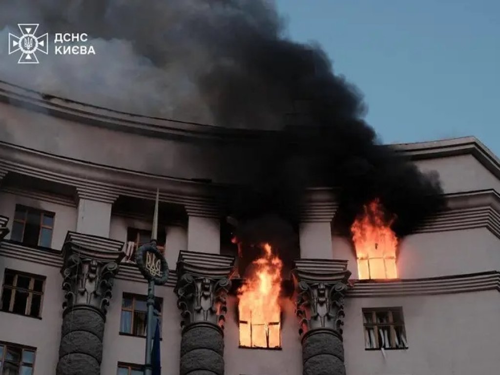 Missile Hit Ukraine’s Cabinet of Ministers