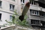 A 500-kilogram Russian air bomb stuck in a high-rise building was neutralized in Kharkiv